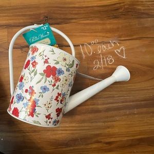 Pioneer woman watering. Brand new with tags